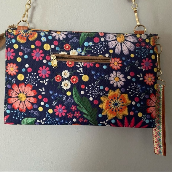 NEW Envelope Floral Fabric Crossbody Bag - Picture 4 of 10